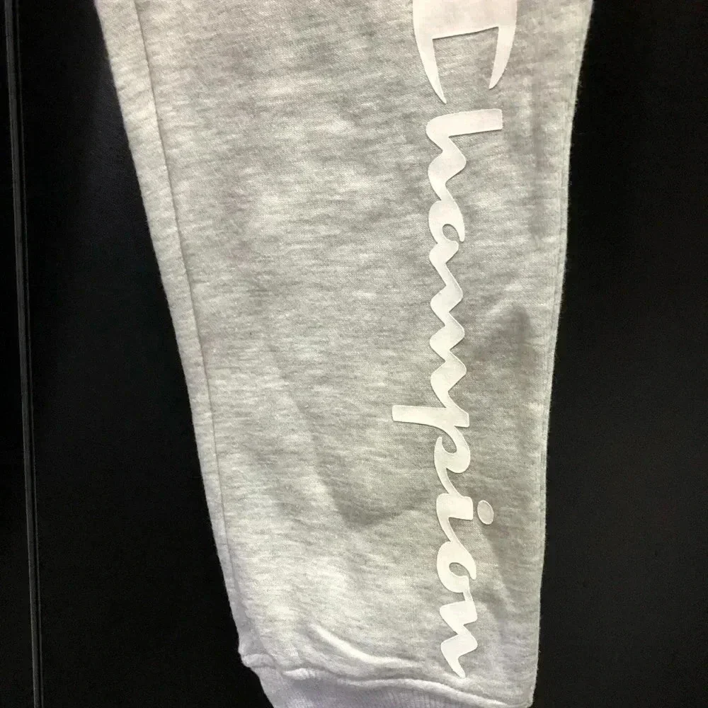 Champion Fleece Lined Joggers/sweatpants,hip pockets,drawcord elastic waist,logo